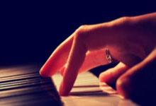 华沙军团主帅现身球员会议重申雄心壮志